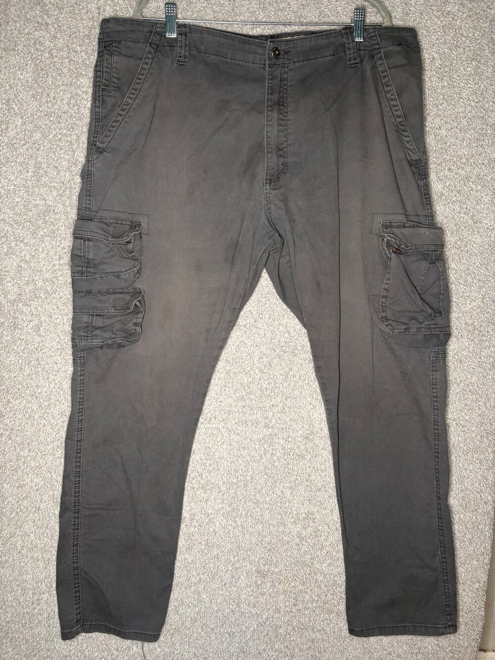 Wrangler Mens 40x30 Gray Regular Taper Cargo Utility Pants